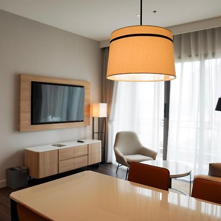 Marriott Executive Apartments Bangkok, Sukhumvit 101 Eksteriør bilde